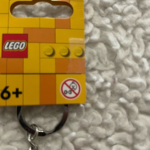 Red Brick Keychain - Picture 9 of 9